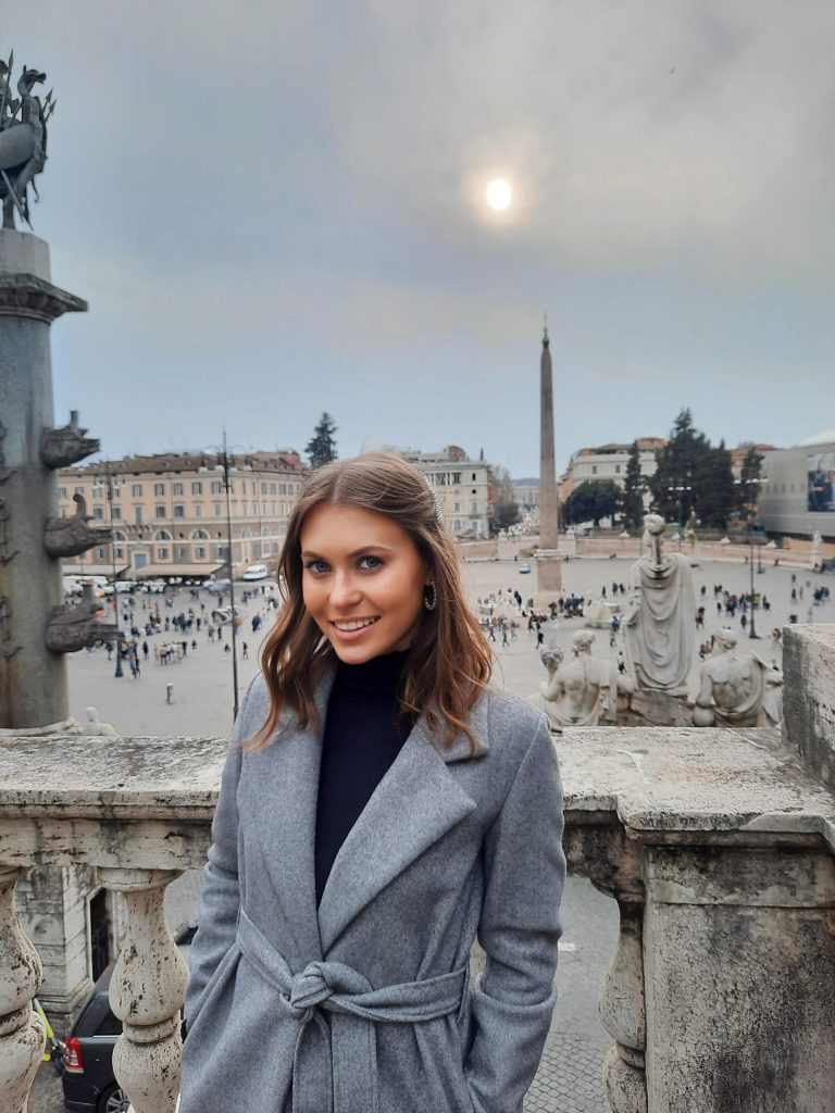   mgr Wiktoria Zarębczan